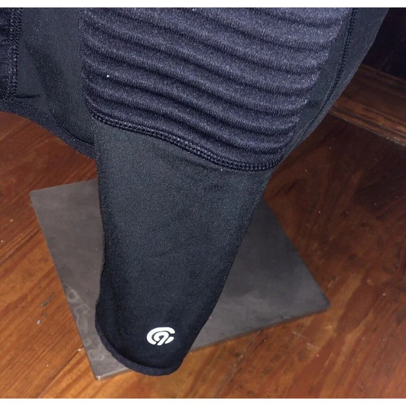 C9 Champion Duo Dry Black Jacket Medium 1/2 Zip EUC - Picture 7 of 7